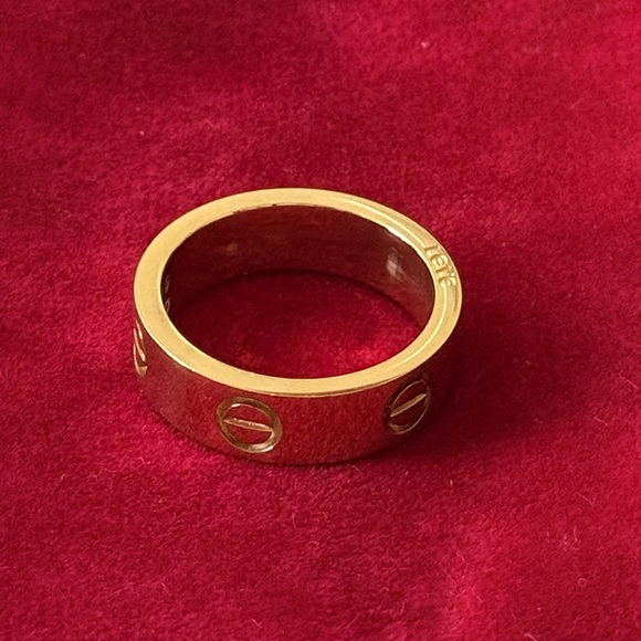 🌟New Stainless Steel Gold Plated Love Ring - Picture 6 of 9